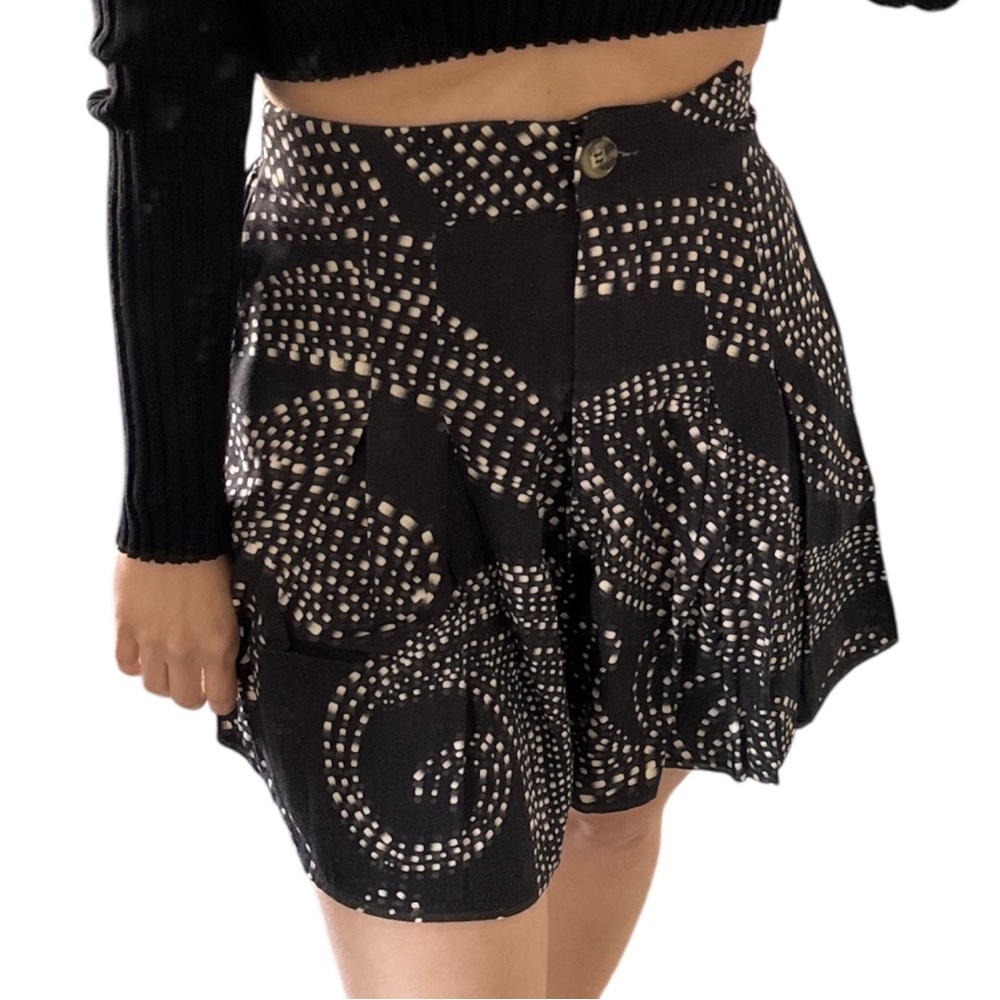 My Place Black and White High Waist Shorts